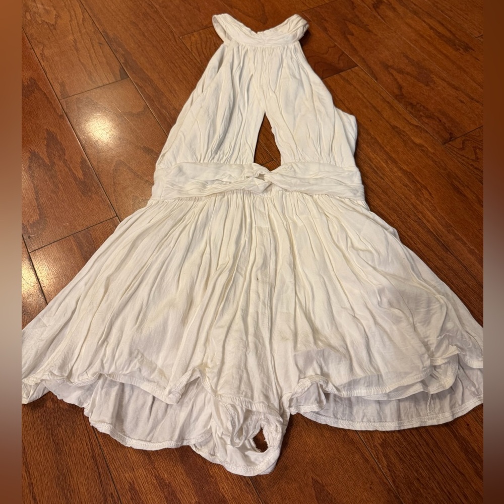 Angel White Romper with Elegant Design